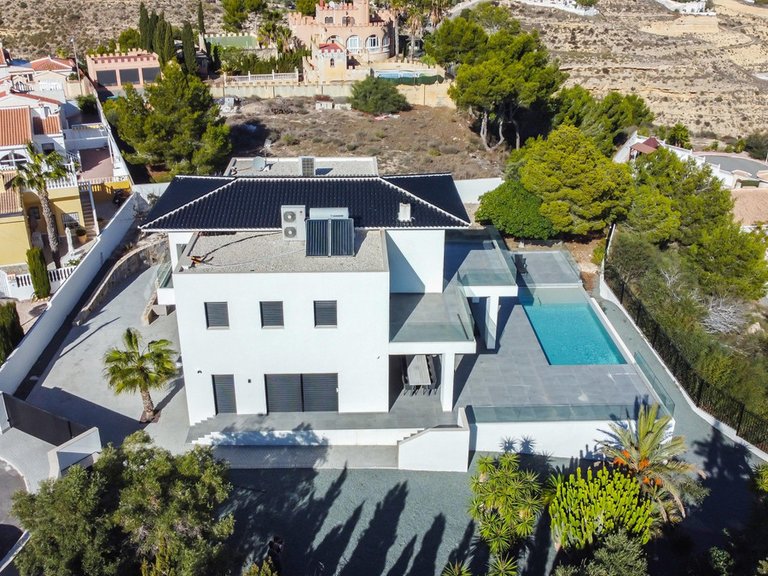 Villa for Sale in Ciudad Quesada, Alicante 10