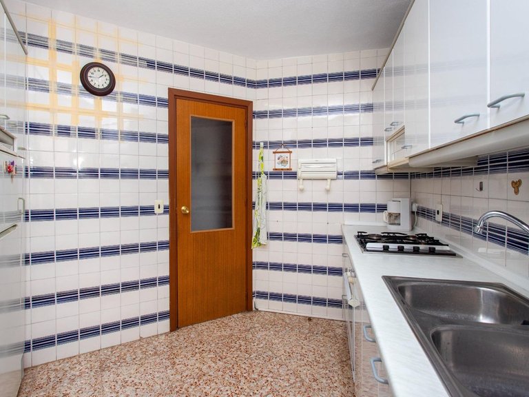 Apartment for Sale in Torrevieja, Alicante 27
