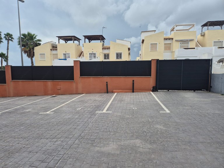 Apartment for Sale in Villamartin, Alicante 23