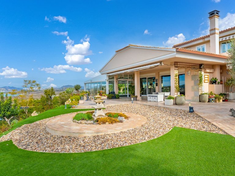 Country House for Sale in Torremendo, Alicante 2