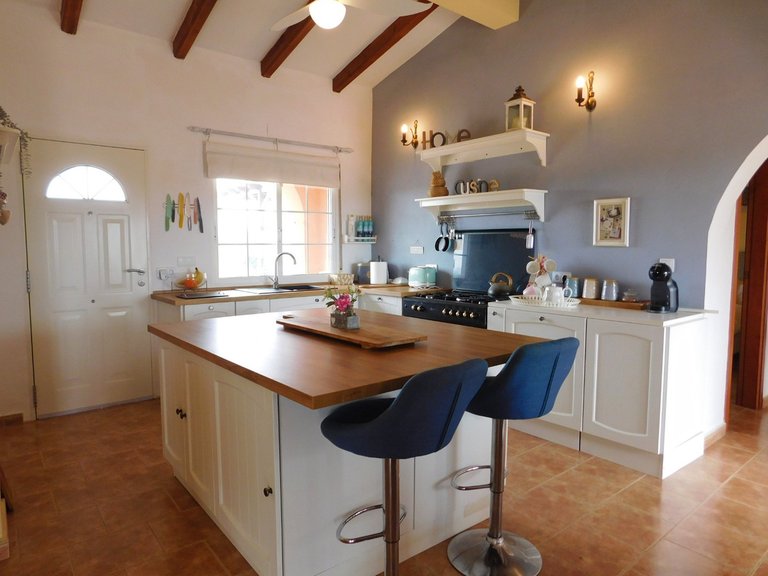 Villa for Sale in Dolores, Alicante 3