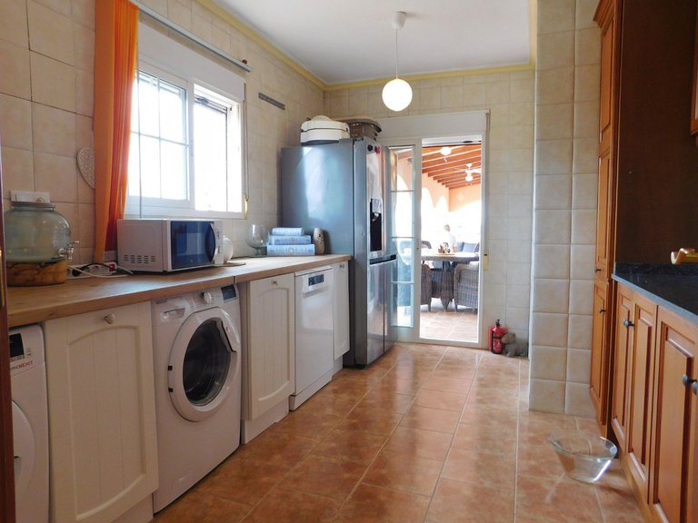 Villa for Sale in Dolores, Alicante 16