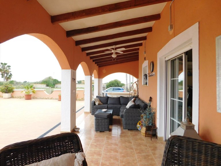 Villa for Sale in Dolores, Alicante 40