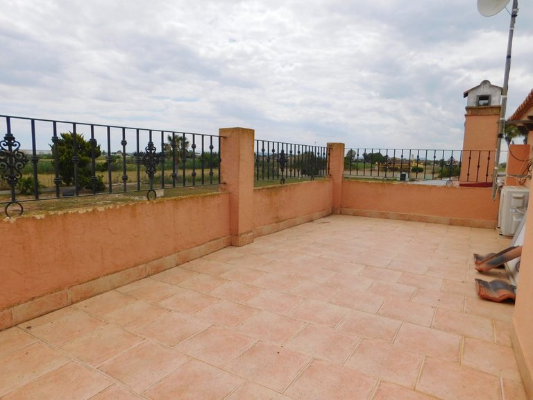 Villa for Sale in Dolores, Alicante 46