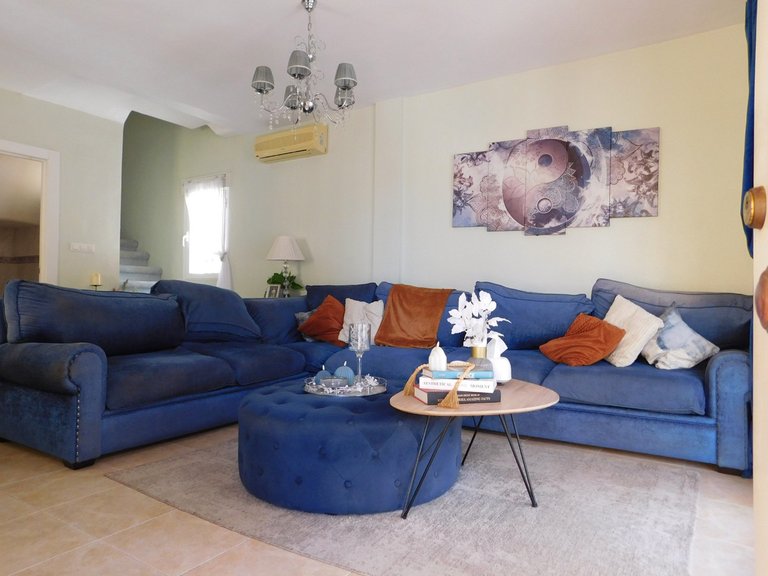 Villa for Sale in Villamartin, Alicante 2