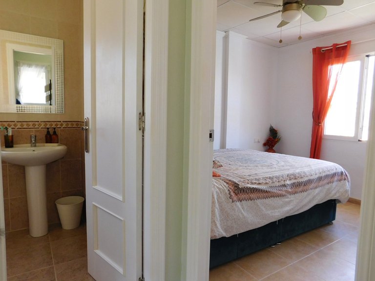 Villa for Sale in Villamartin, Alicante 23