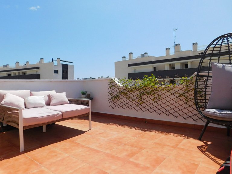 Villa for Sale in Villamartin, Alicante 36