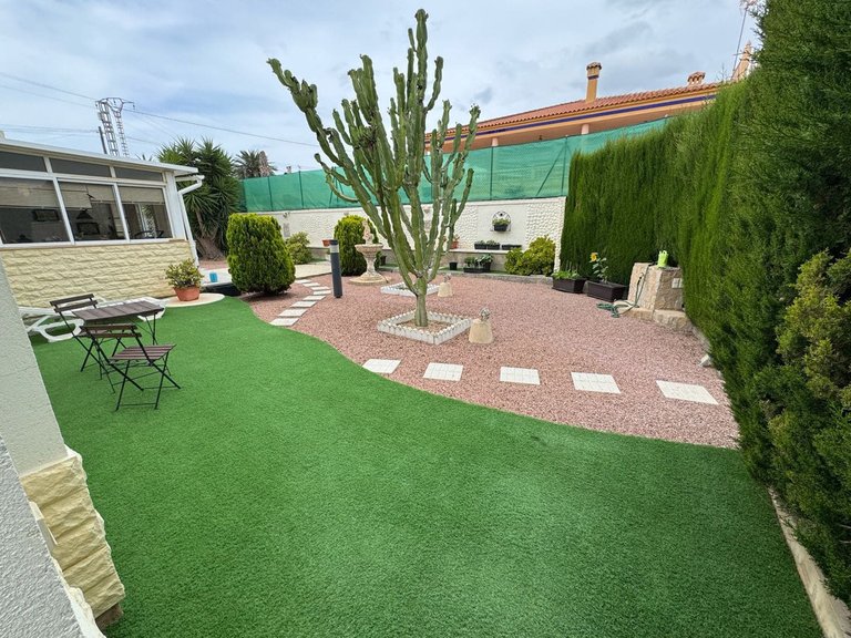 Villa for Sale in San Fulgencio, Alicante 9