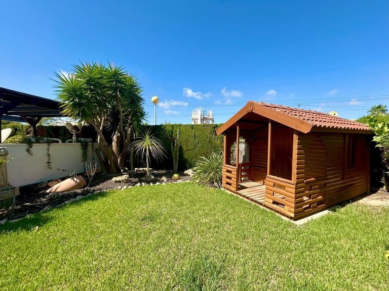 Villa for Sale in Cabo Roig, Alicante 15