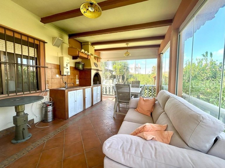 Villa for Sale in Cabo Roig, Alicante 39