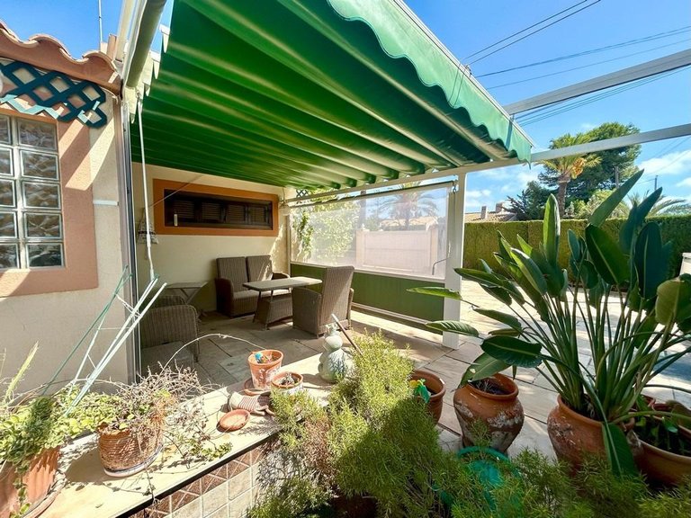 Villa for Sale in Cabo Roig, Alicante 42