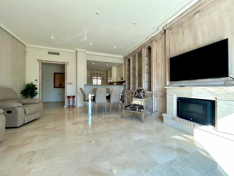 Apartment for Sale in Cabo Roig, Alicante 7