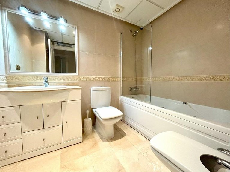 Apartment for Sale in Cabo Roig, Alicante 14