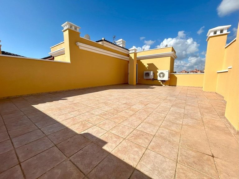 Apartment for Sale in Cabo Roig, Alicante 27