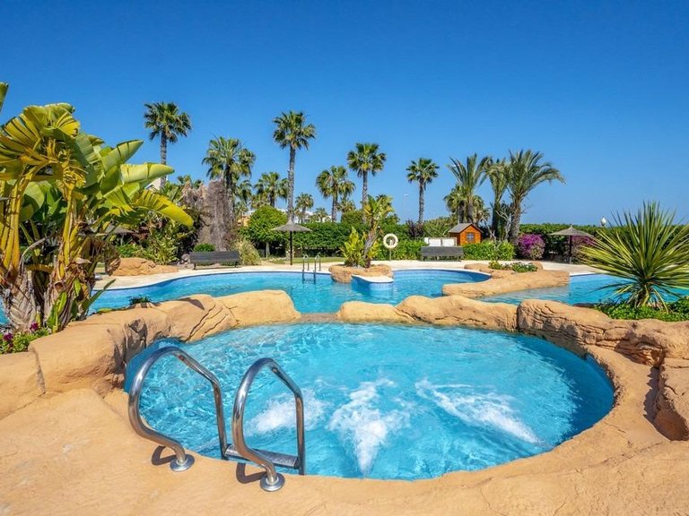 Apartment for Sale in Cabo Roig, Alicante 34