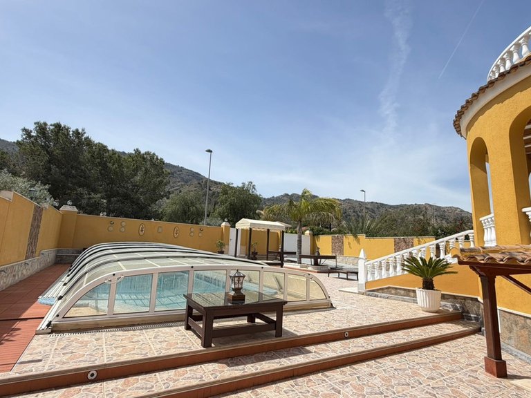 Villa for Sale in Orihuela, Alicante 18