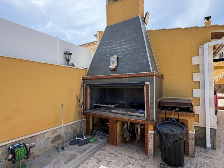 Villa for Sale in Orihuela, Alicante 26