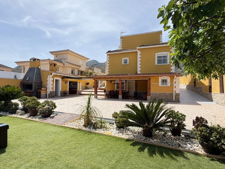 Villa for Sale in Orihuela, Alicante 27