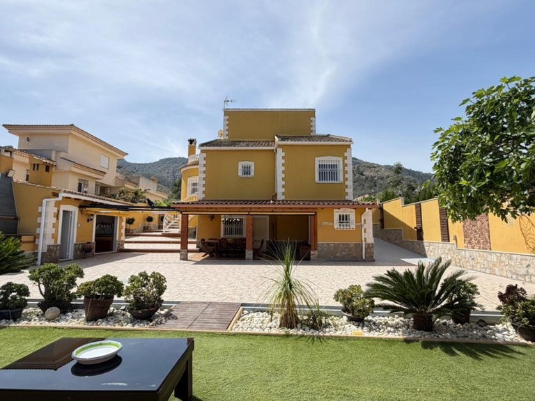 Villa for Sale in Orihuela, Alicante 28