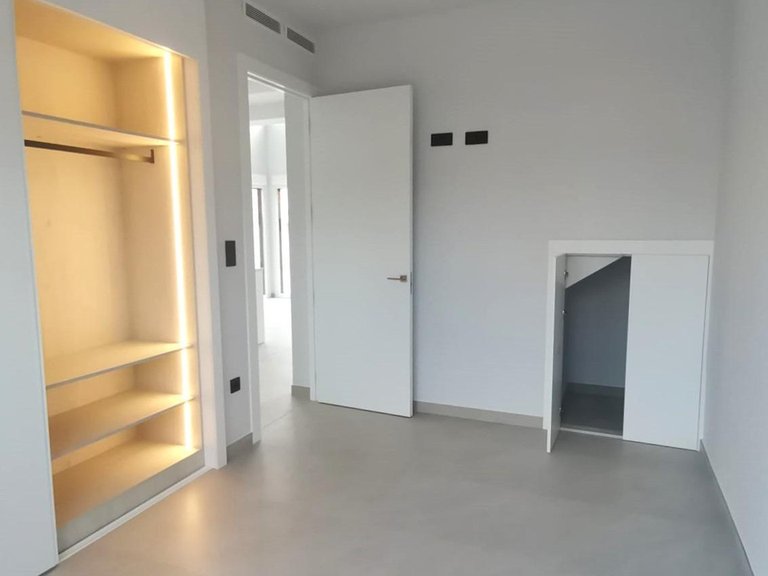 Villa for Sale in Los Montesinos, Alicante 13
