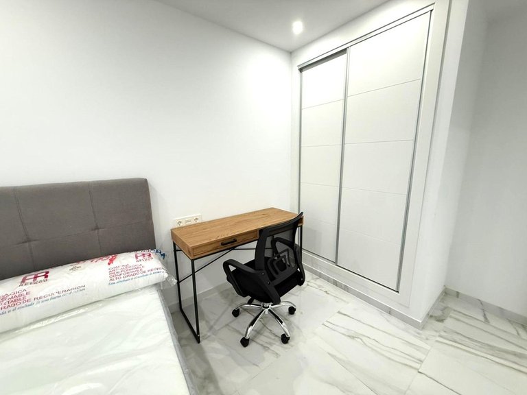 Apartment for Sale in Torrevieja, Alicante 17