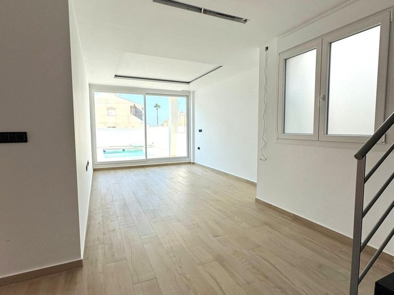 Villa for Sale in Torrevieja, Alicante 4