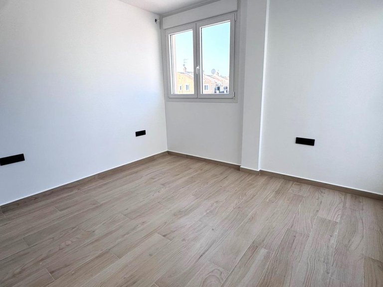 Villa for Sale in Torrevieja, Alicante 11