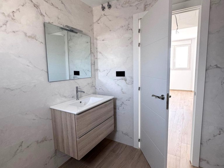 Villa for Sale in Torrevieja, Alicante 17