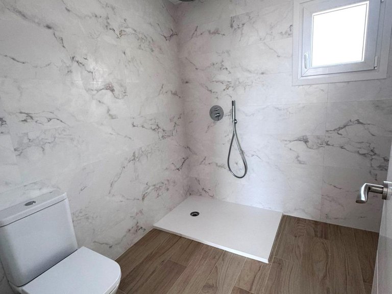 Villa for Sale in Torrevieja, Alicante 18
