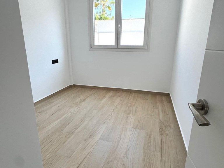 Villa for Sale in Torrevieja, Alicante 20