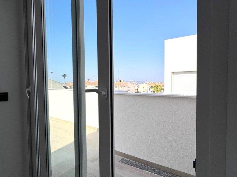 Villa for Sale in Torrevieja, Alicante 24