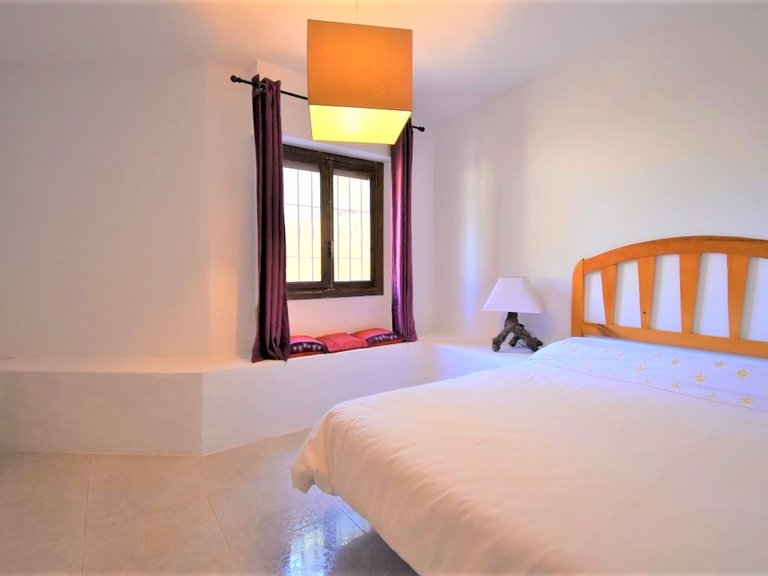 Villa for Sale in Villamartin, Alicante 12