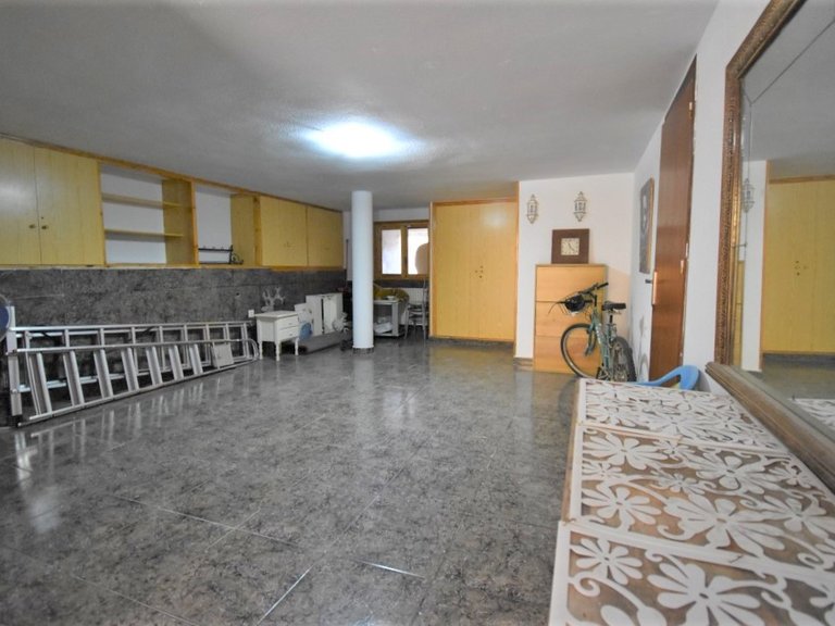 Villa for Sale in Villamartin, Alicante 20