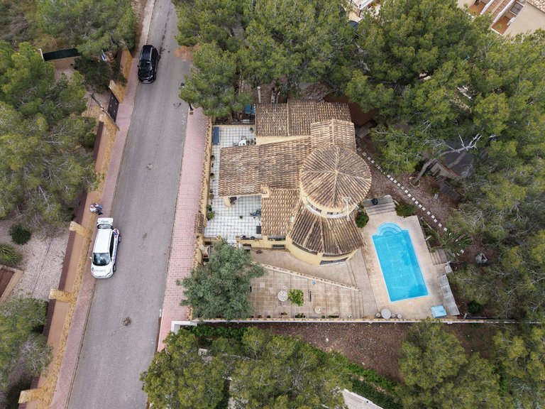 Villa for Sale in Villamartin, Alicante 32