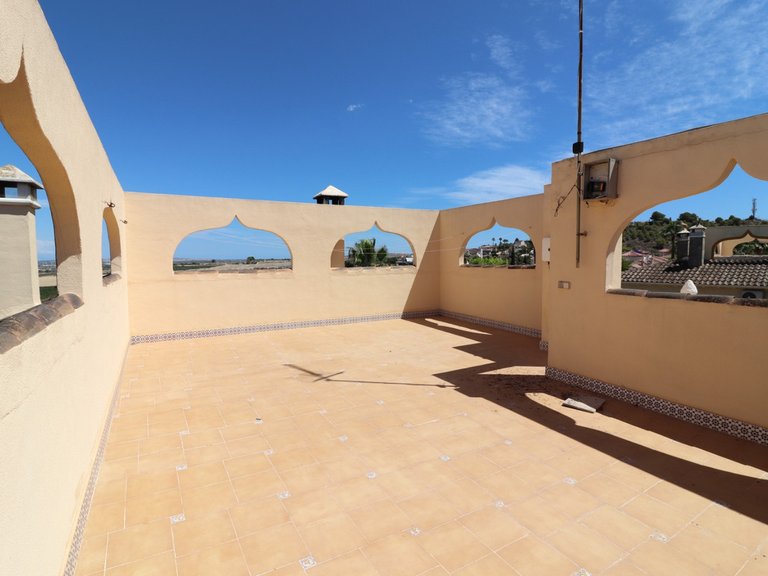 Villa for Sale in Algorfa, Alicante 3