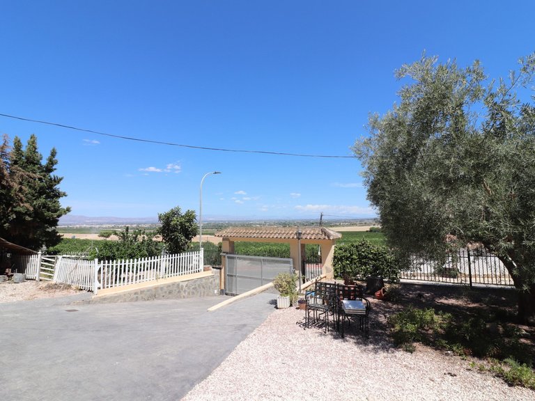 Villa for Sale in Algorfa, Alicante 38