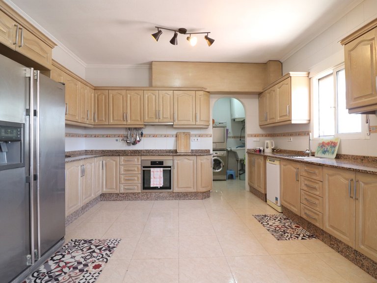 Villa for Sale in Catral, Alicante 12