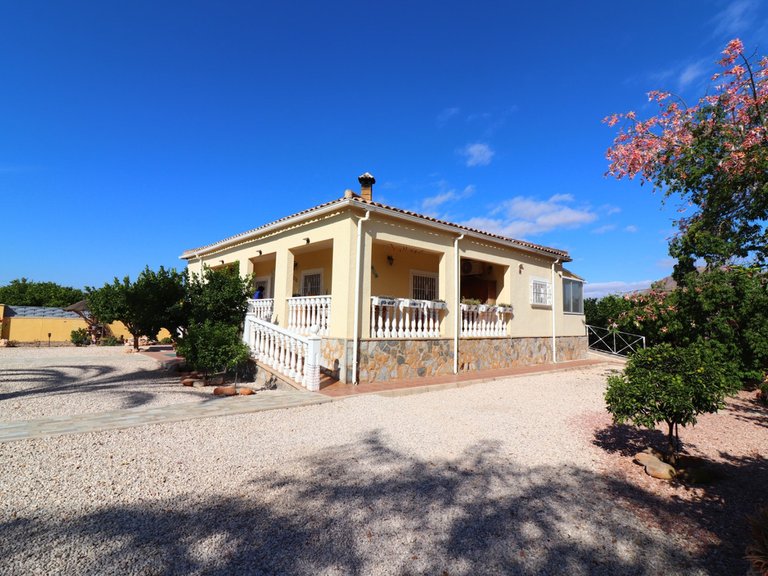 Villa for Sale in Orihuela, Alicante 35