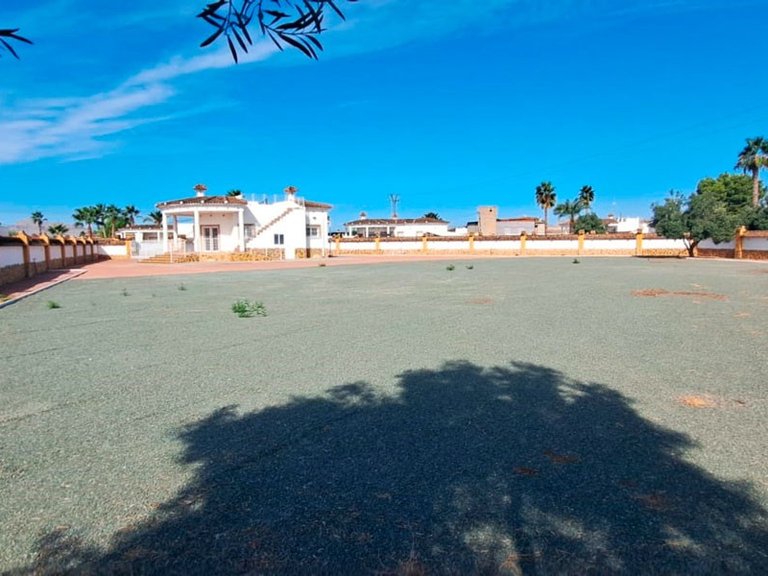 Villa for Sale in Catral, Alicante 2