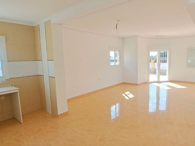Villa for Sale in Catral, Alicante 3