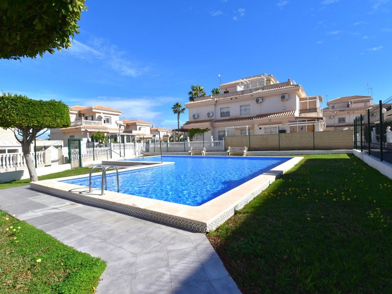 Villa for Sale in Playa Flamenca, Alicante 2