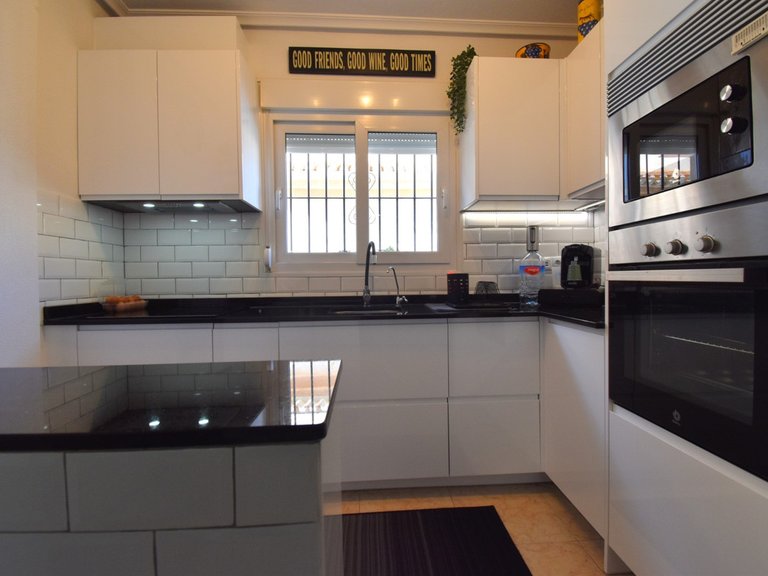 Villa for Sale in Playa Flamenca, Alicante 6