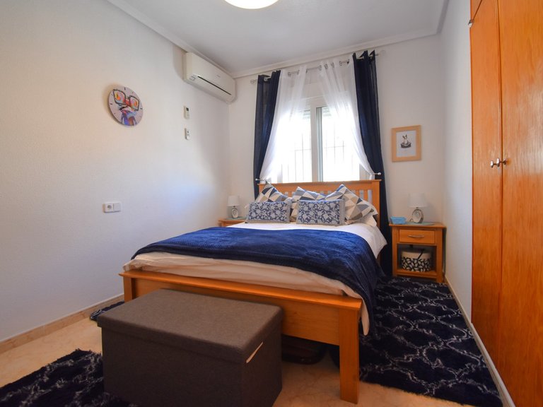 Villa for Sale in Playa Flamenca, Alicante 10