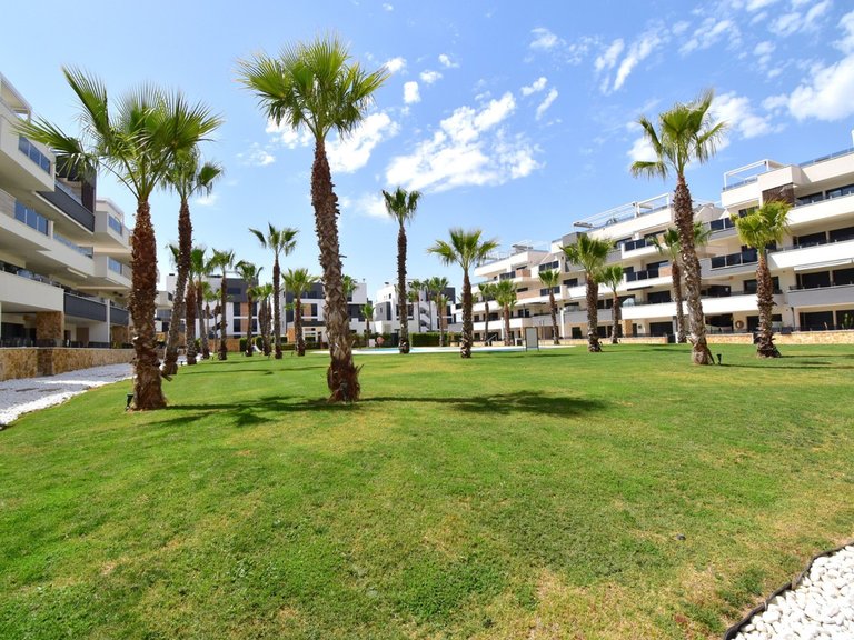 Apartment for Sale in Los Altos, Alicante 1