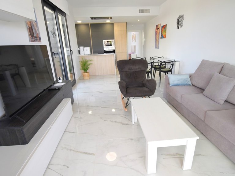 Apartment for Sale in Los Altos, Alicante 3