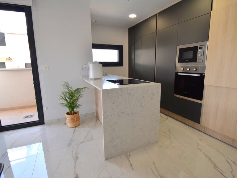 Apartment for Sale in Los Altos, Alicante 8
