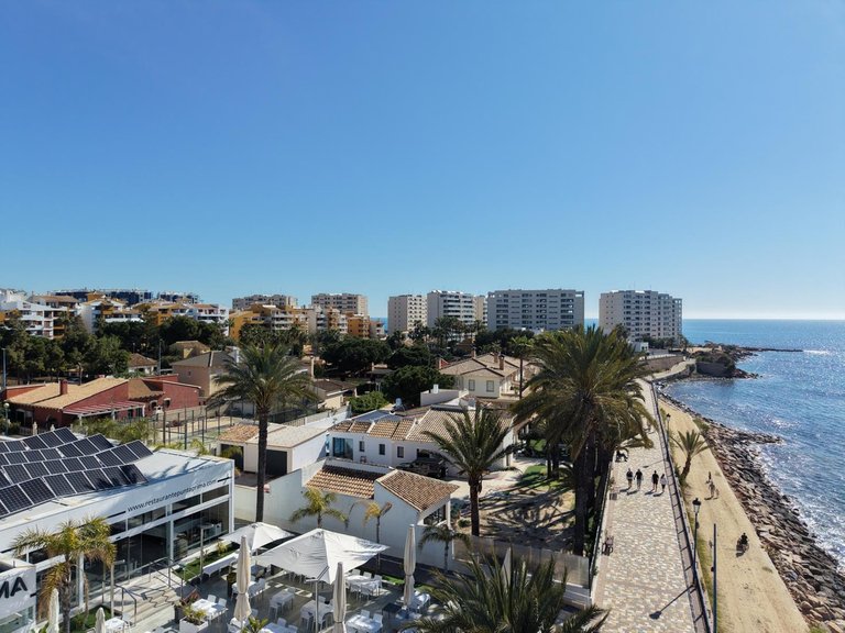 Apartment for Sale in Los Altos, Alicante 23