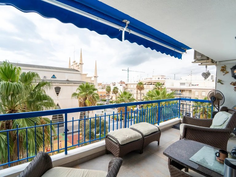 Apartment for Sale in Torrevieja, Alicante 1