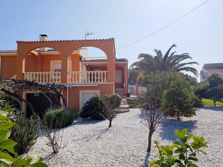 Villa for Sale in Los Balcones, Alicante 12