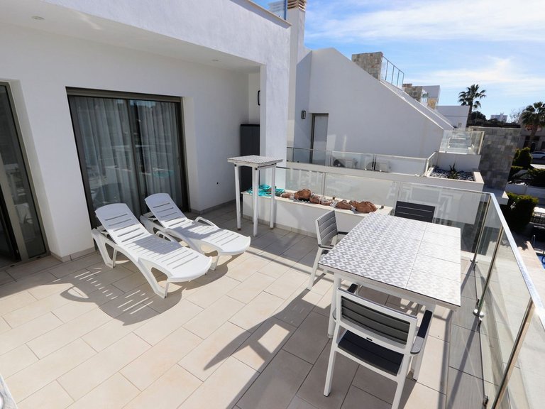 Villa for Sale in Los Alcazares, Murcia 30